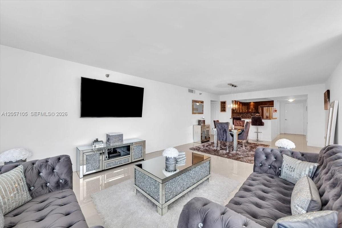 Waterview Condo · #2048 in Aventura - Photo 17