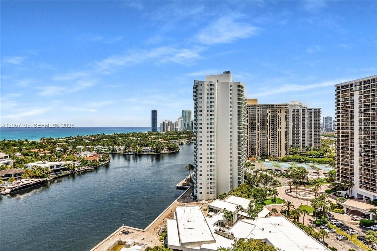 Waterview Condo · #2048 in Aventura - Photo 11
