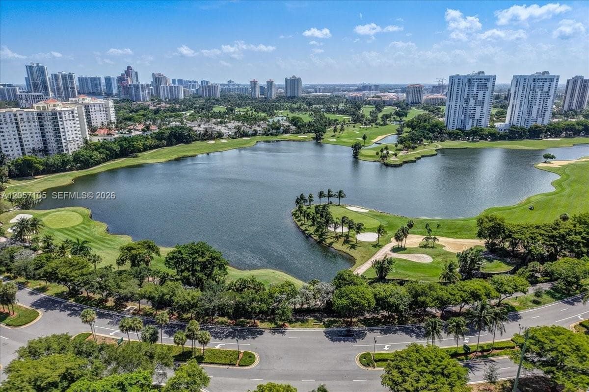 Waterview Condo · #2048 in Aventura - Photo 40