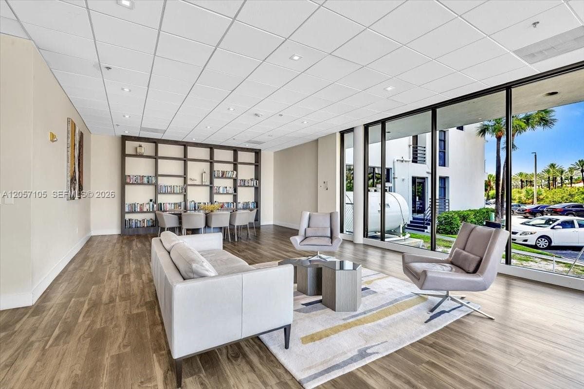 Waterview Condo · #2048 in Aventura - Photo 31