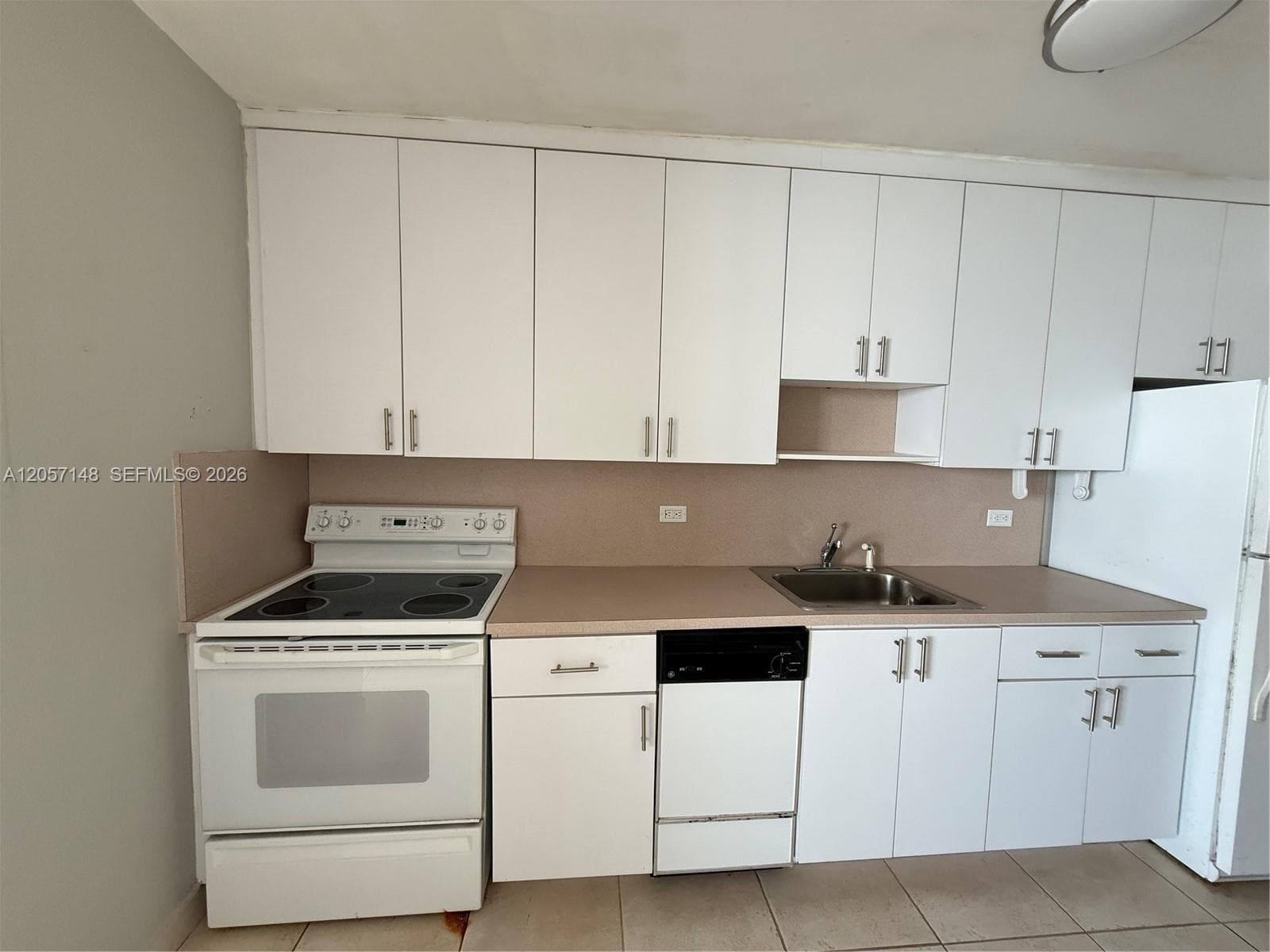 THE AMETHYST CONDO · #1008 in Miami Beach - Photo 6