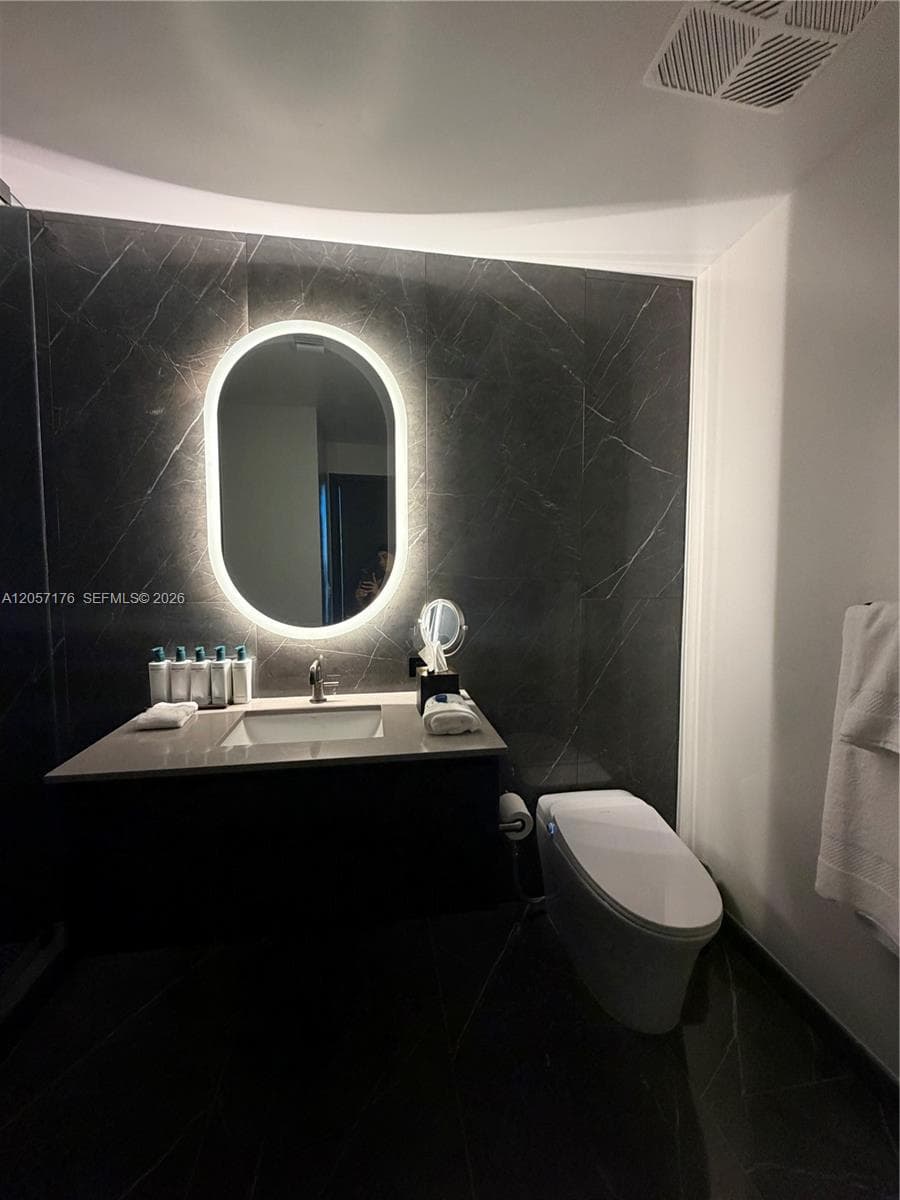 E11EVEN Hotel & Residences · #3712B in Miami - Photo 4