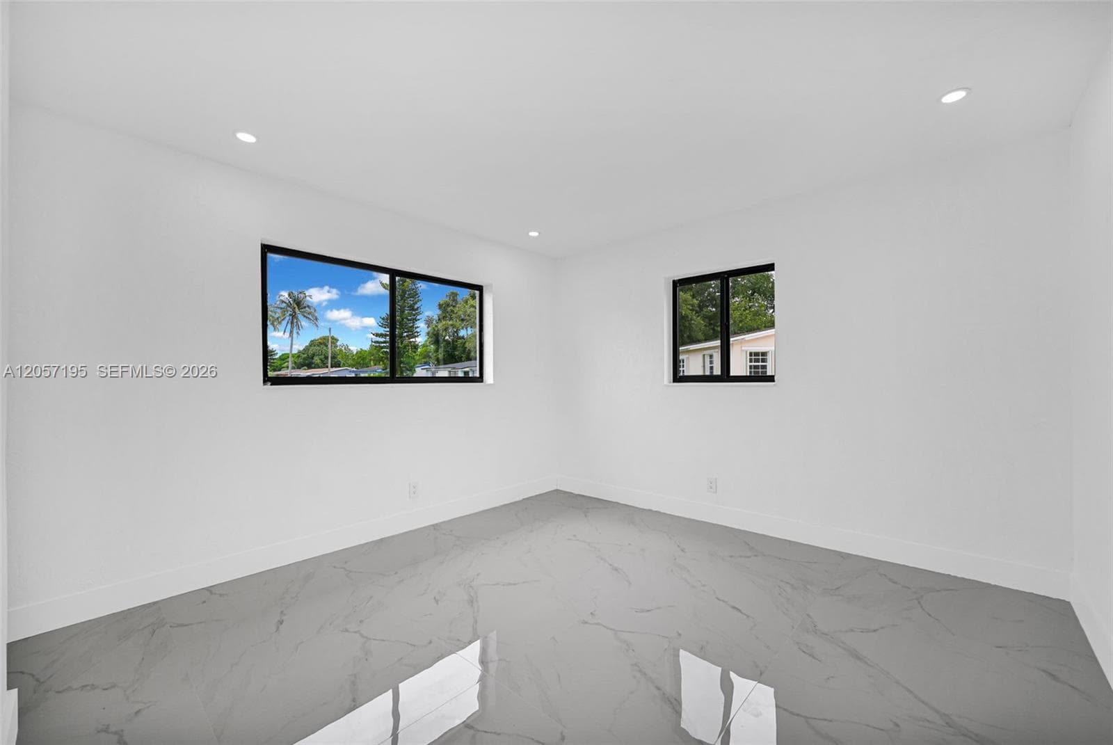 16930 NW 37th Pl photo 13