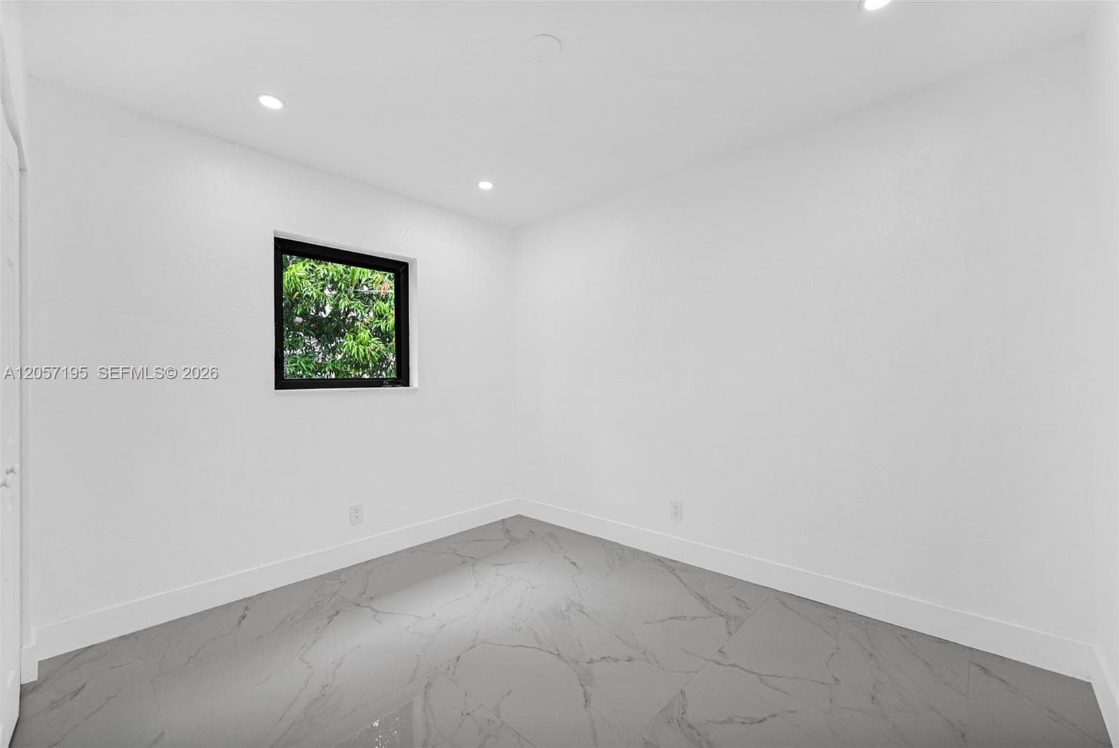 16930 NW 37th Pl photo 18
