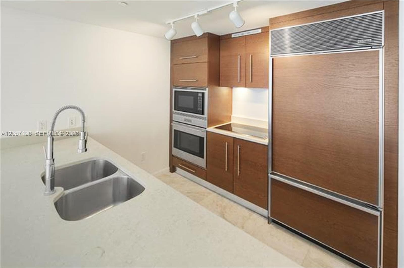 Icon Brickell I · #3411 in Miami - Photo 7