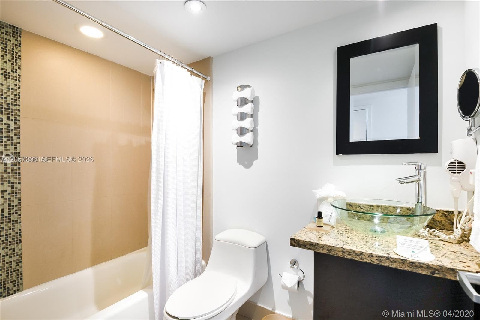BAL HARBOUR RESUB · #107 in Bal Harbour - Photo 8