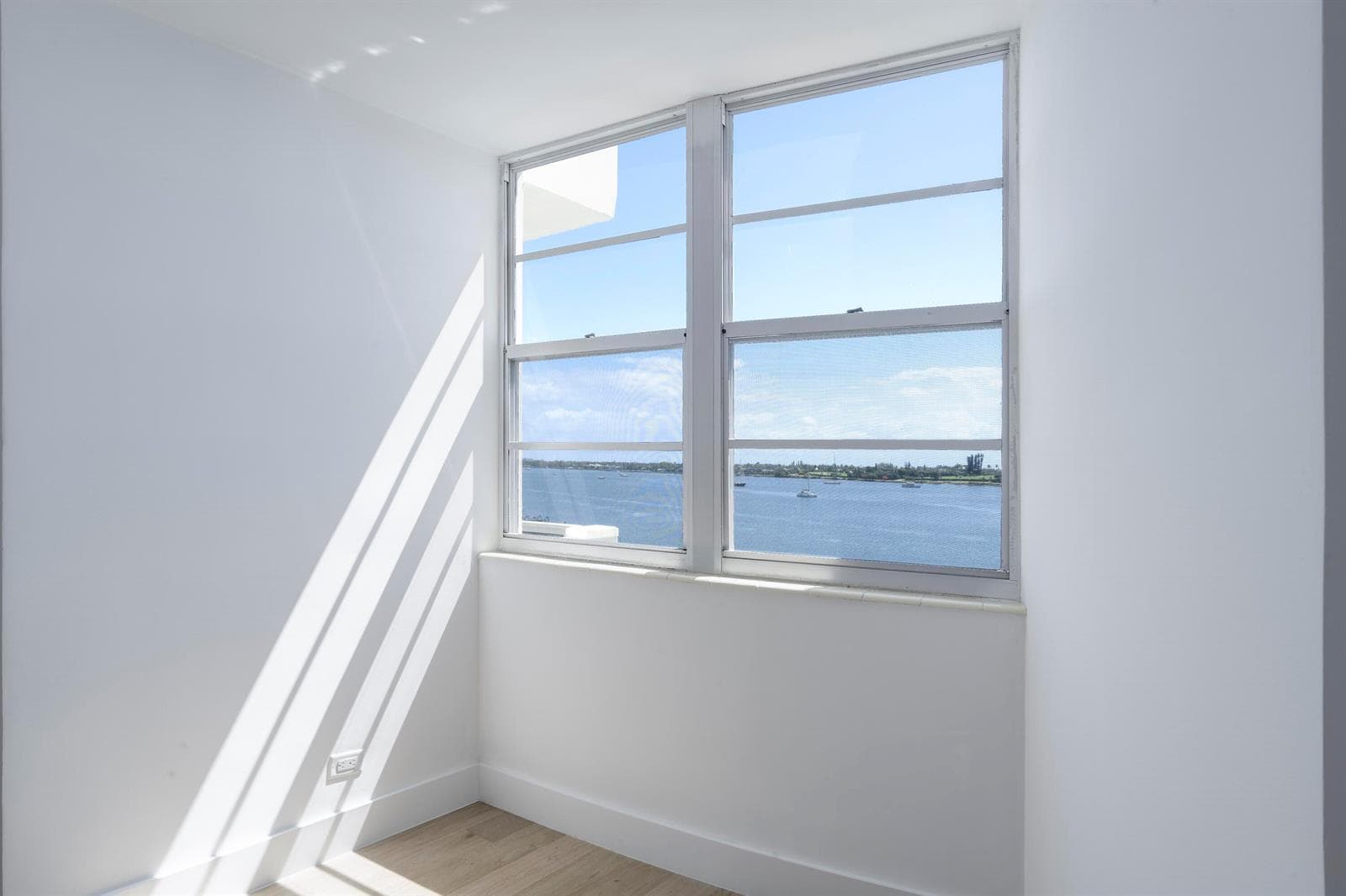 2800 N Flagler Dr Apt 709 West-print-009
