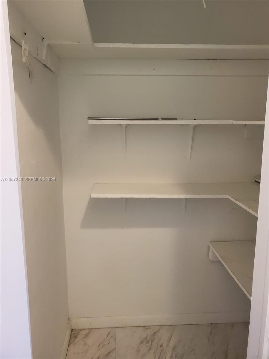 Parkside Manor Condominiu · #18 in Hallandale Beach - Photo 10
