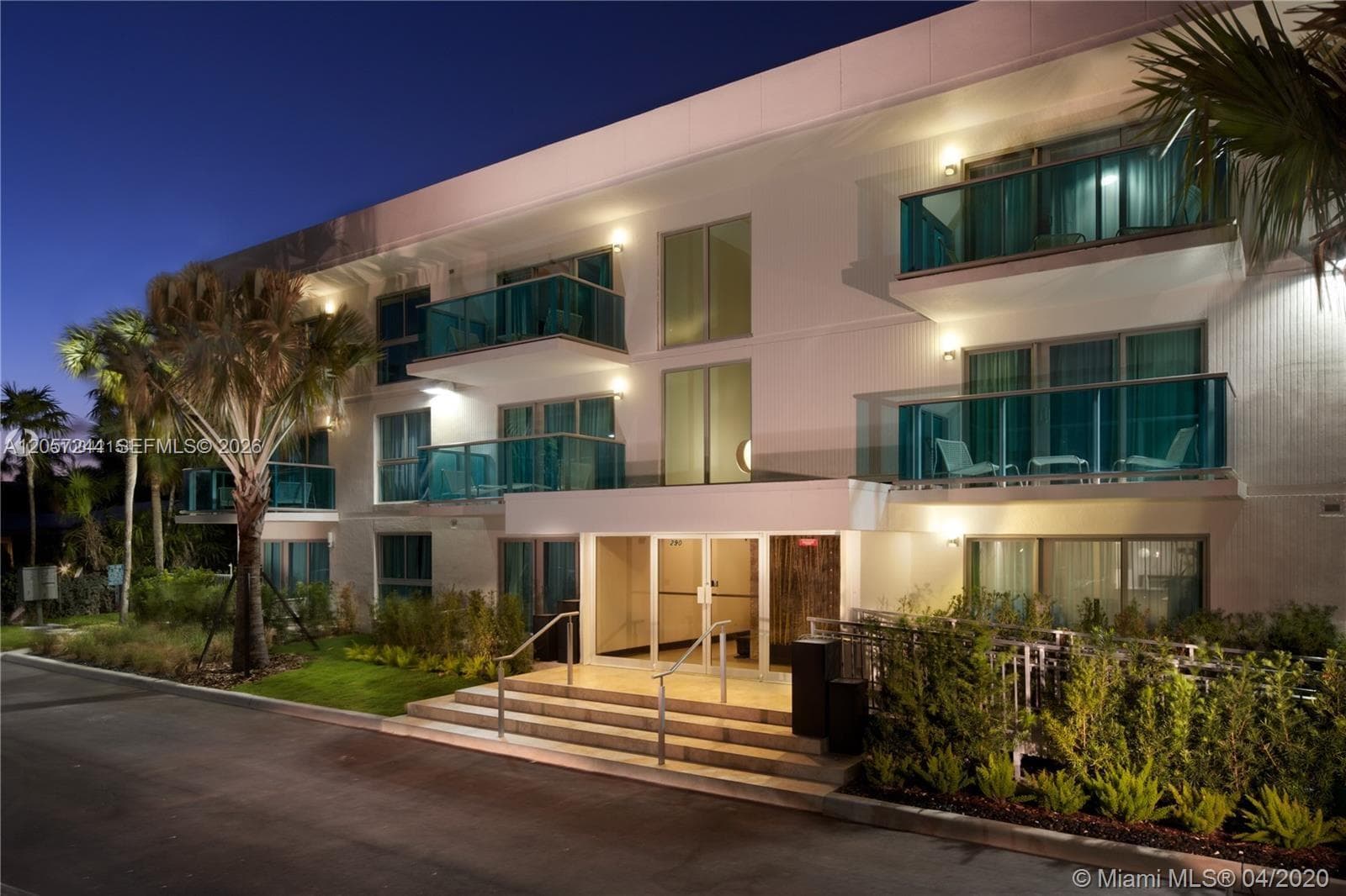 BAL HARBOUR RESUB · #108 in Bal Harbour - Photo 4