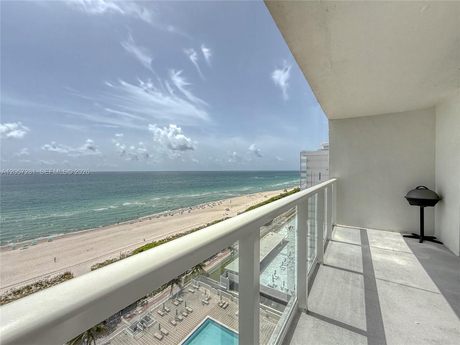 ARLEN BEACH CONDO · #1508 in Miami Beach - Photo 2