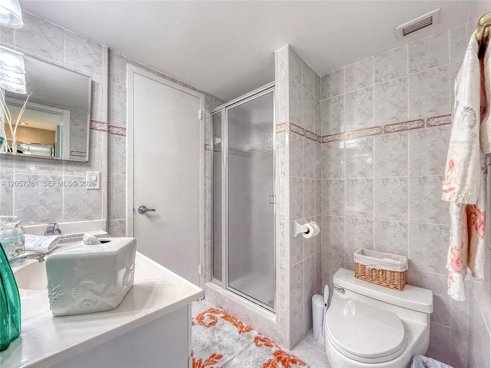 2nd Full Bathroom with Shower