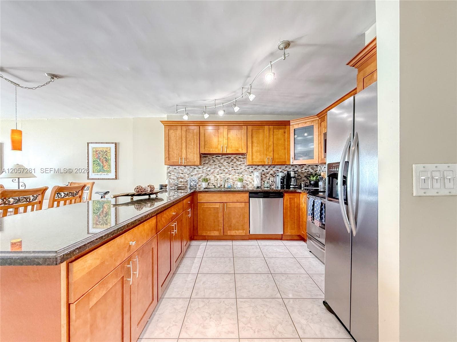 ARLEN BEACH CONDO · #1508 in Miami Beach - Photo 4