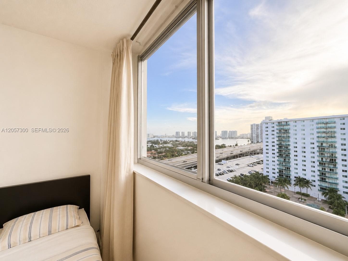 Ocean Reserve · #1410 in Sunny Isles Beach - Photo 11