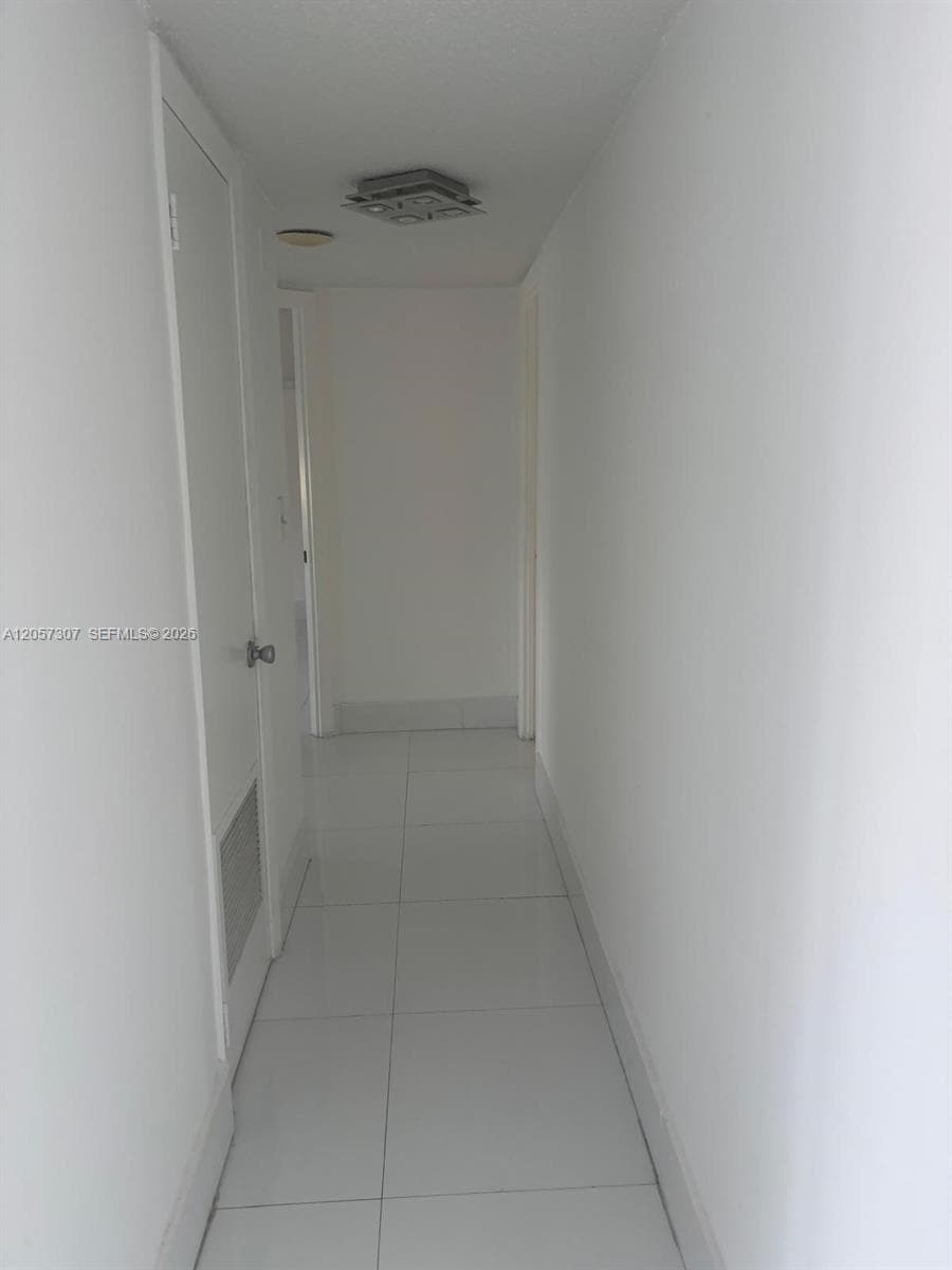 COMMODORE PLAZA CONDO · #909 in Aventura - Photo 24