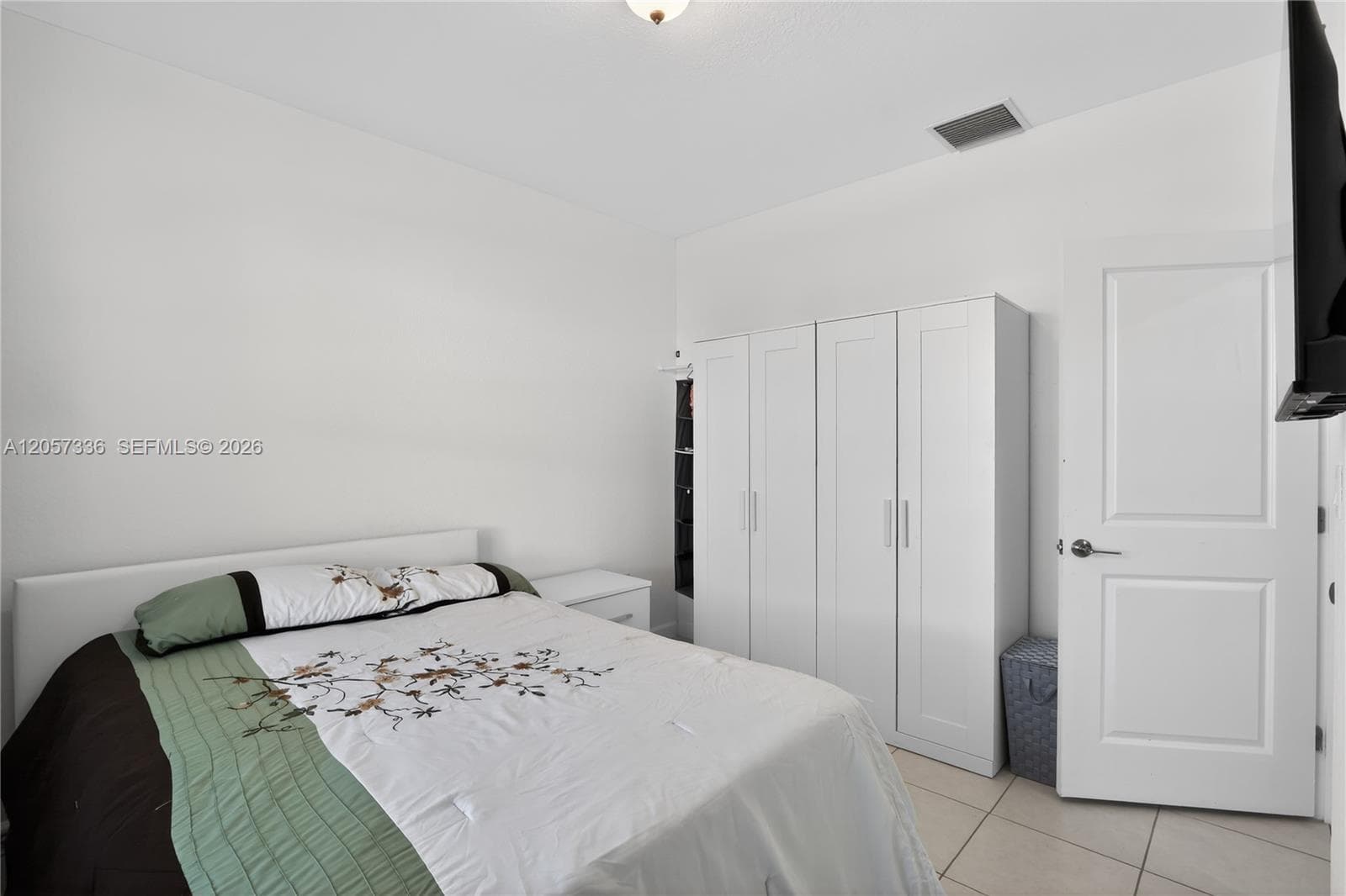 12960 SW 233rd Ter photo 8