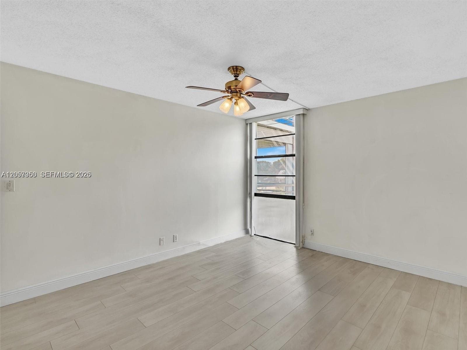 BISCAYA CONDO · #203 in Aventura - Photo 28