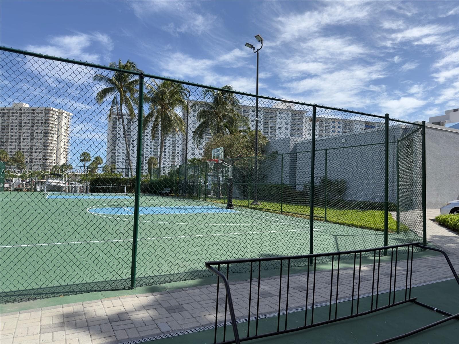 POINCIANA ISLAND · #909 in Sunny Isles Beach - Photo 16