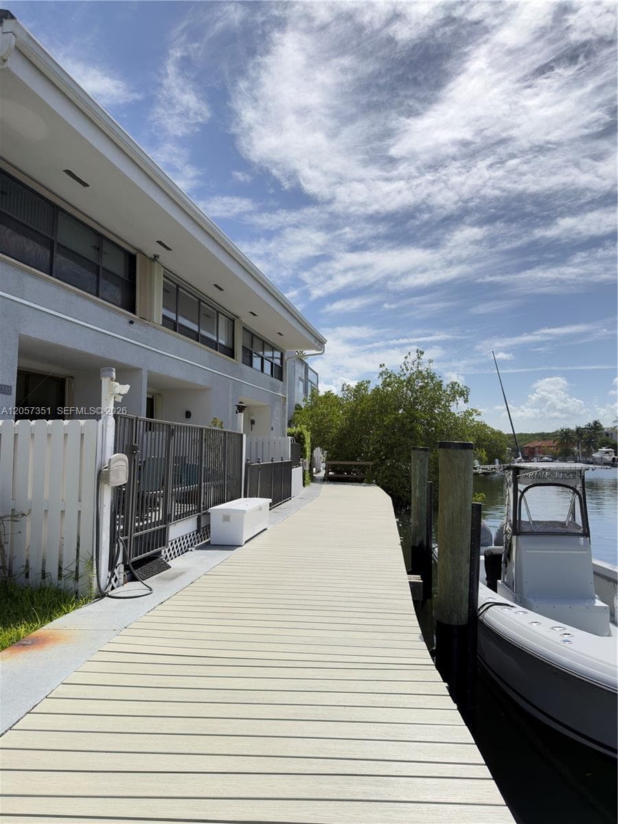 POINCIANA ISLAND · #909 in Sunny Isles Beach - Photo 21