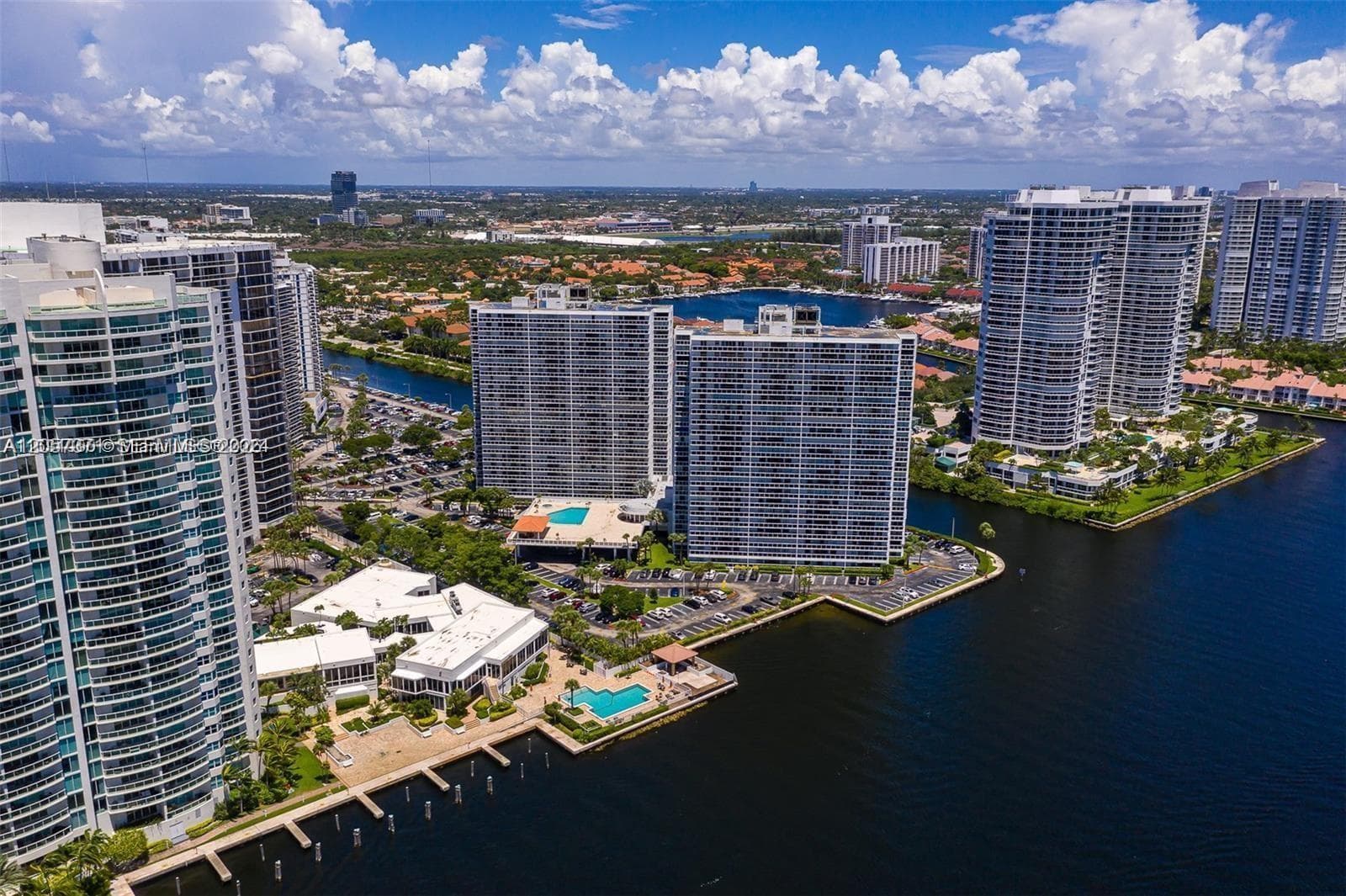 WATERVIEW CONDO · #1434 in Aventura - Photo 26