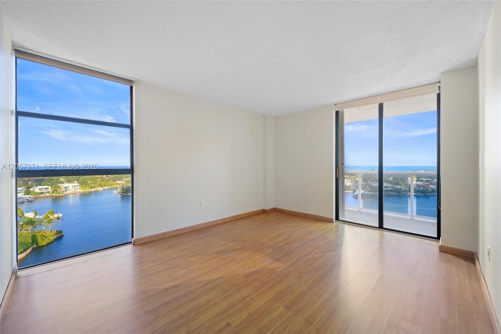 WATERVIEW CONDO · #1434 in Aventura - Photo 8