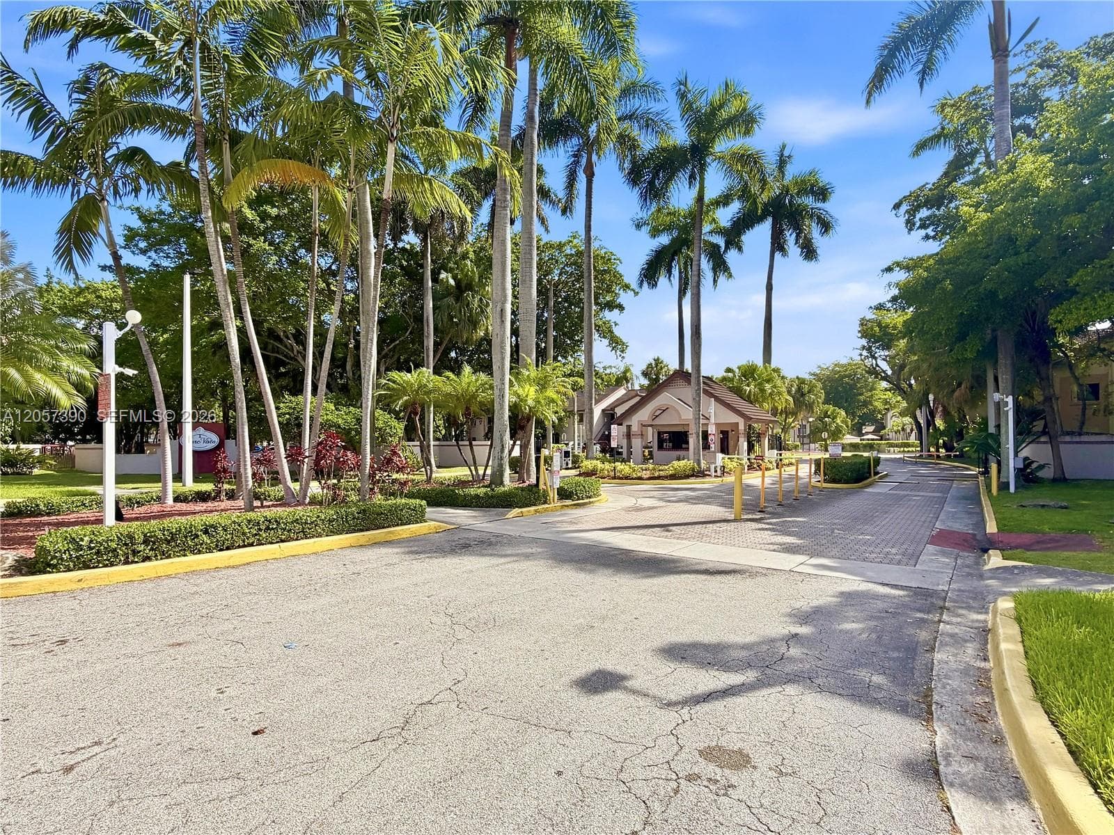 PARC VISTA · #13920 in Miami - Photo 10