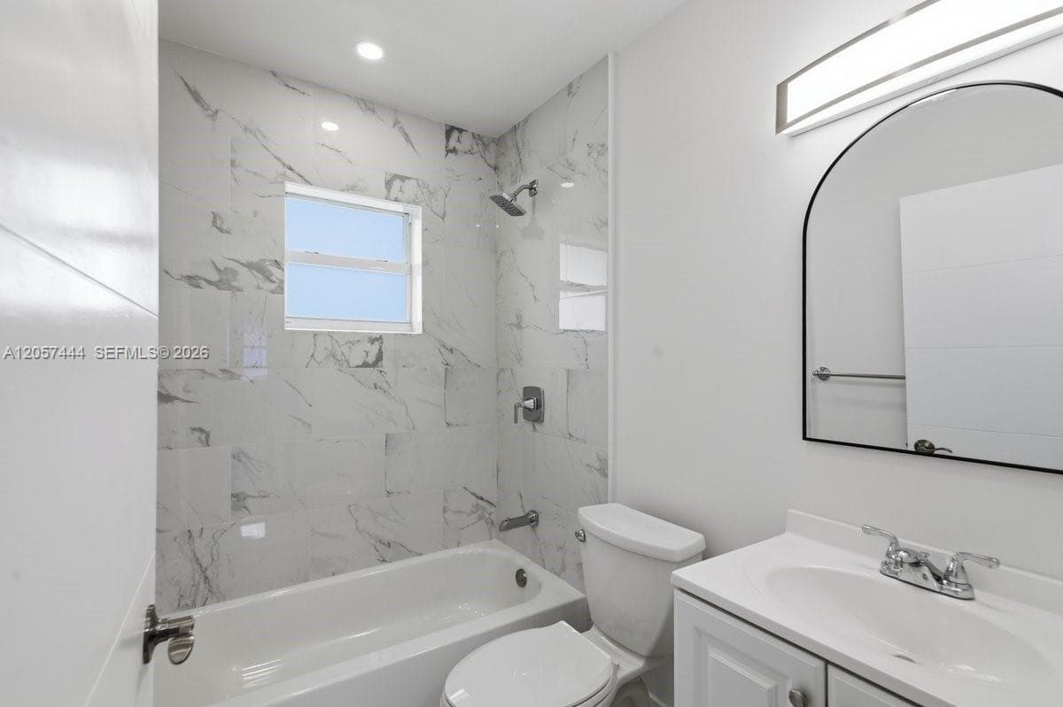 2288 W 4th Ct photo 17