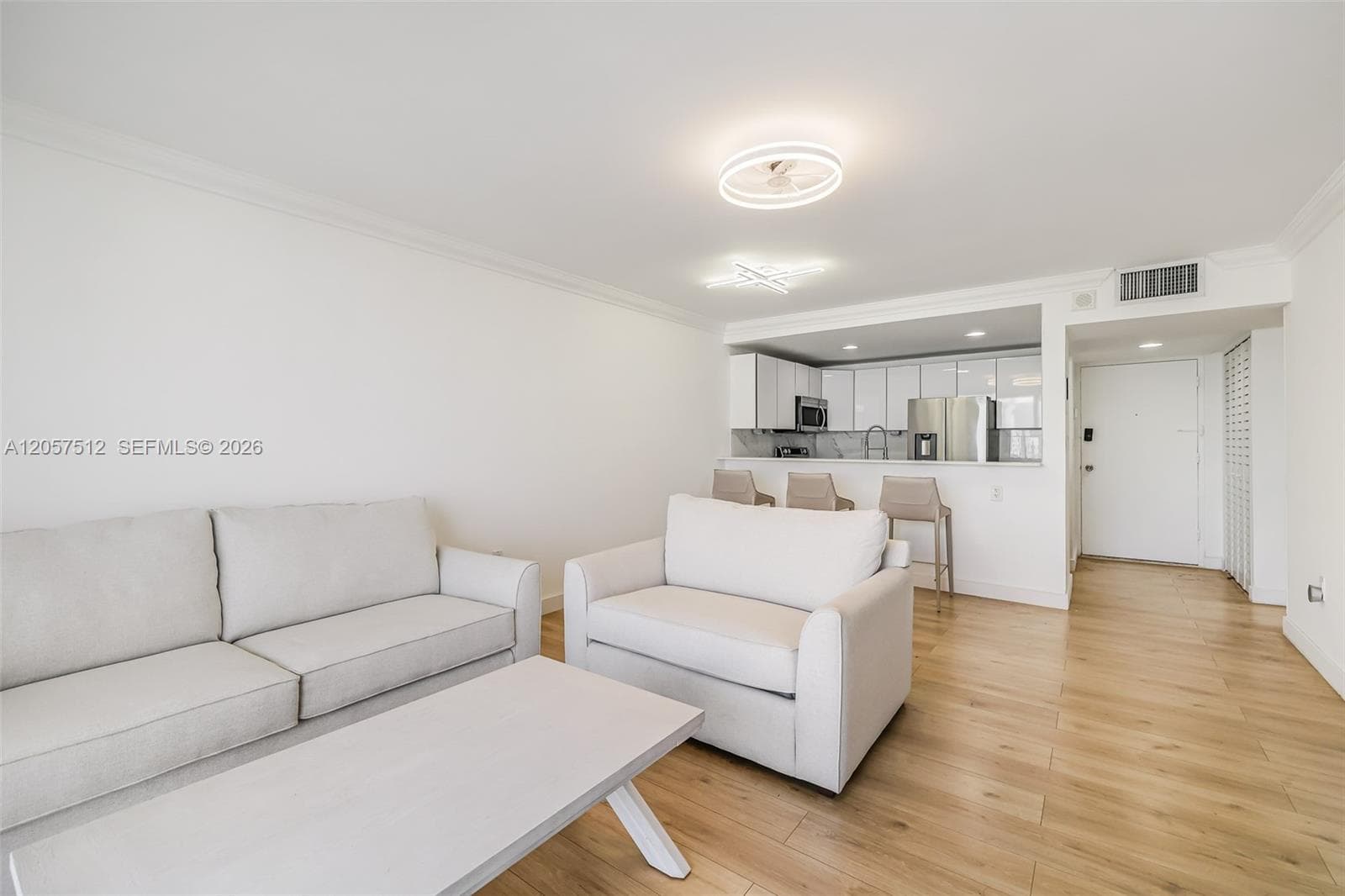 THE PRESIDENTIAL CONDO · #602 in Miami Beach - Photo 4