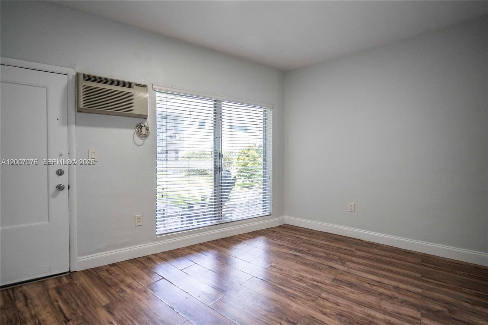 HARBOR ISLAND · #263 in North Bay Village - Photo 2