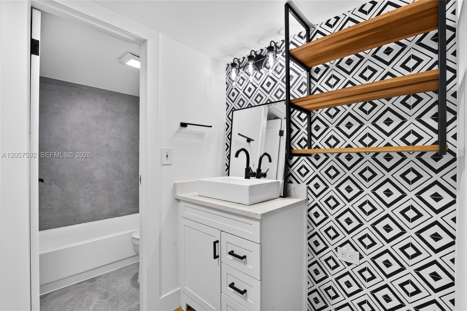 BRAVURA I CONDO · #101 in Aventura - Photo 12