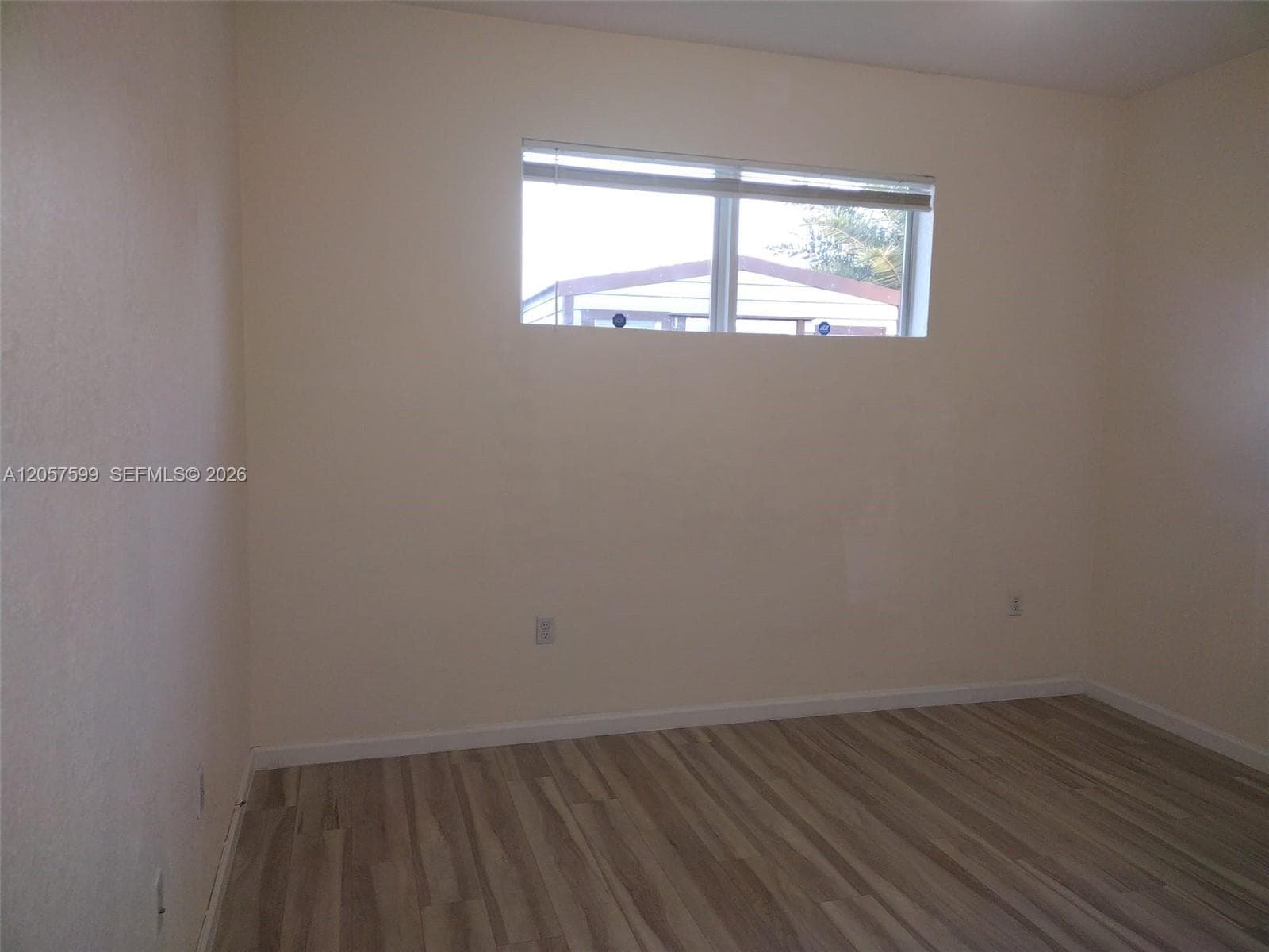 14' x 14'