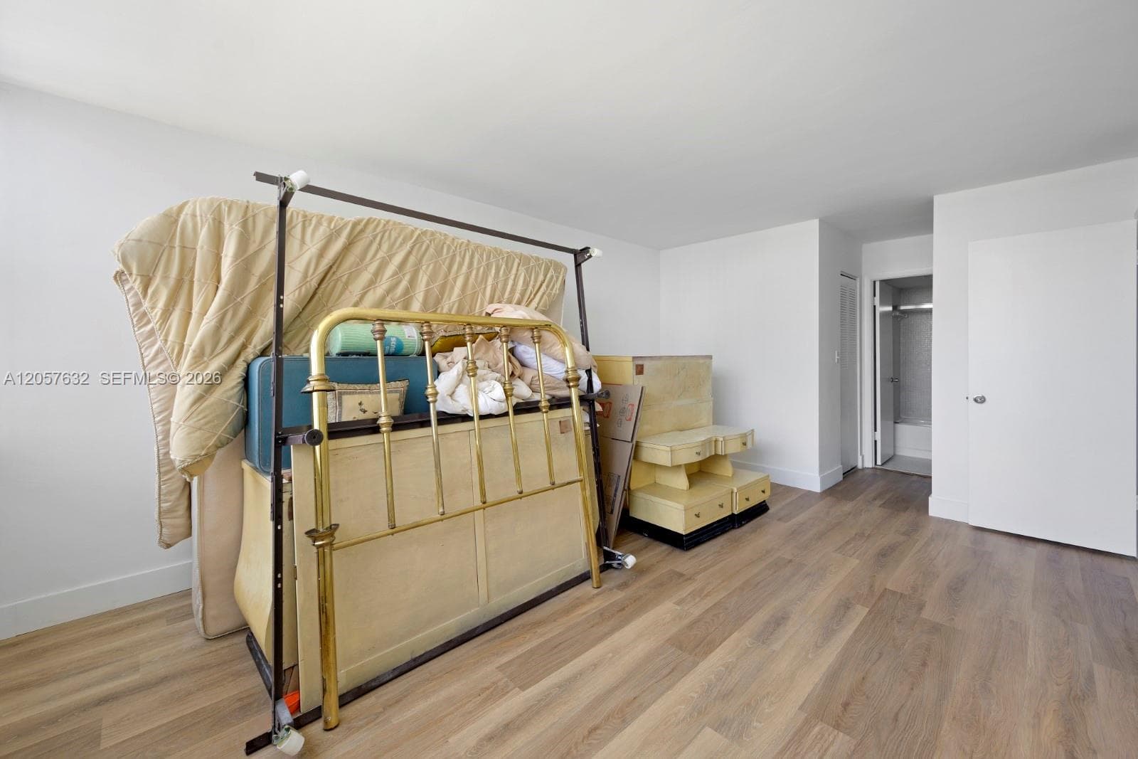 WILSHIRE CONDO · #621E in Miami - Photo 22