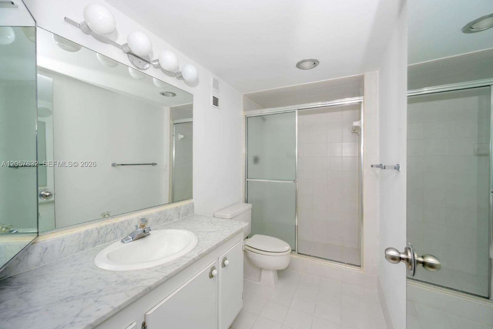 WILSHIRE CONDO · #621E in Miami - Photo 20