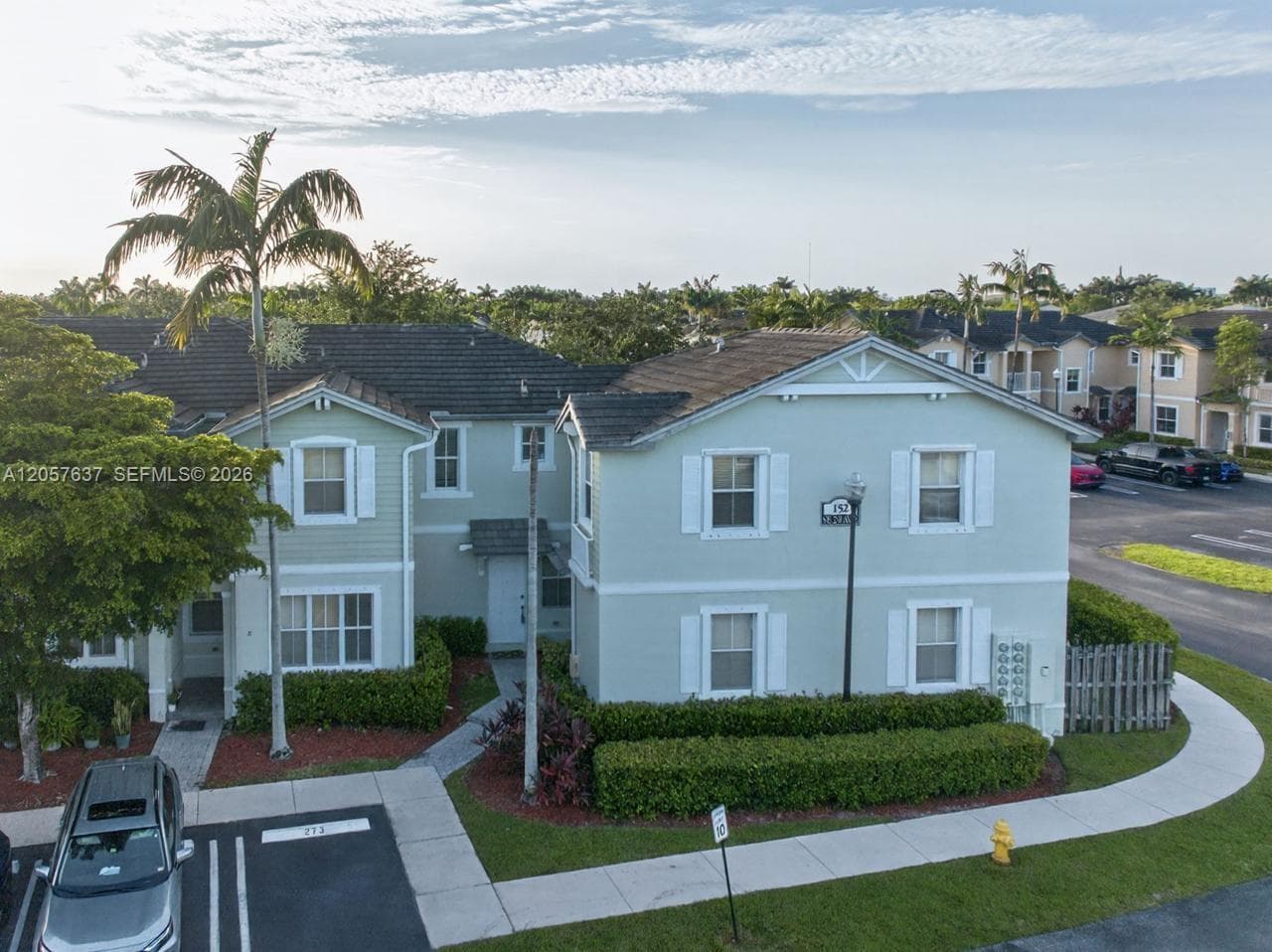 152 SE 29th Ave #9 photo 1