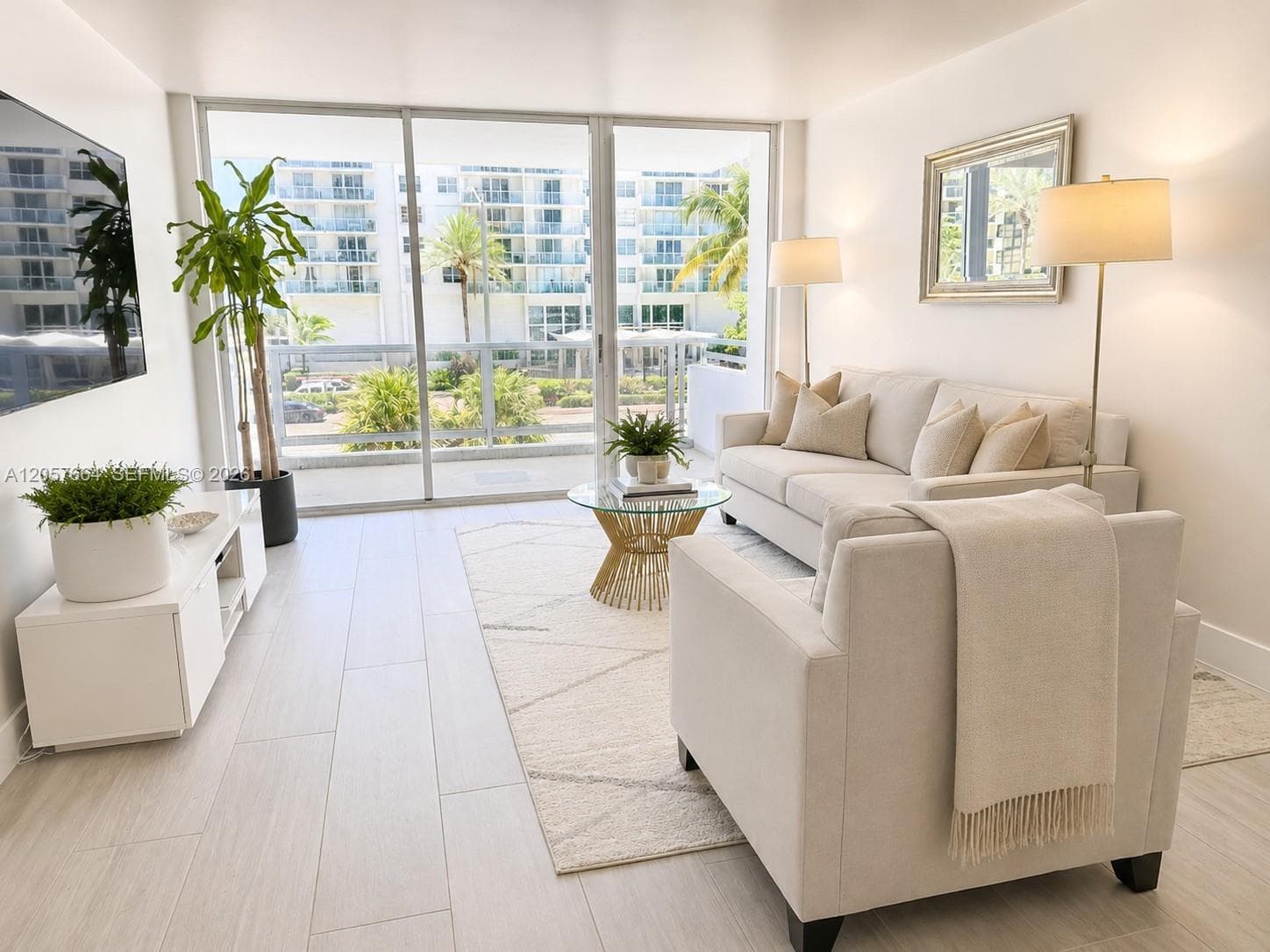 Seacoast 5151 · #3C in Miami Beach - Photo 2