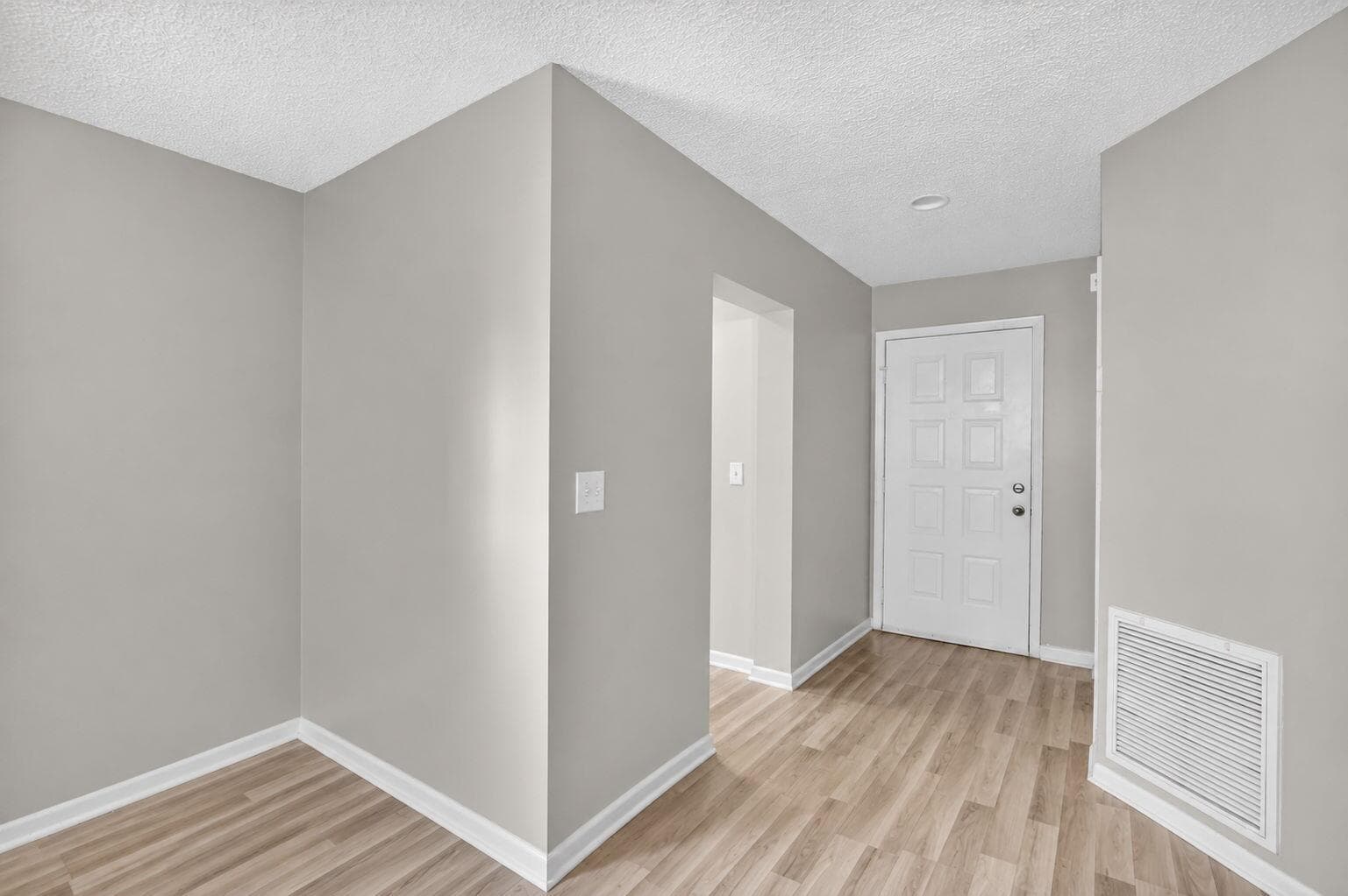 40-web-or-mls-5314 Sapphire Valley (23)