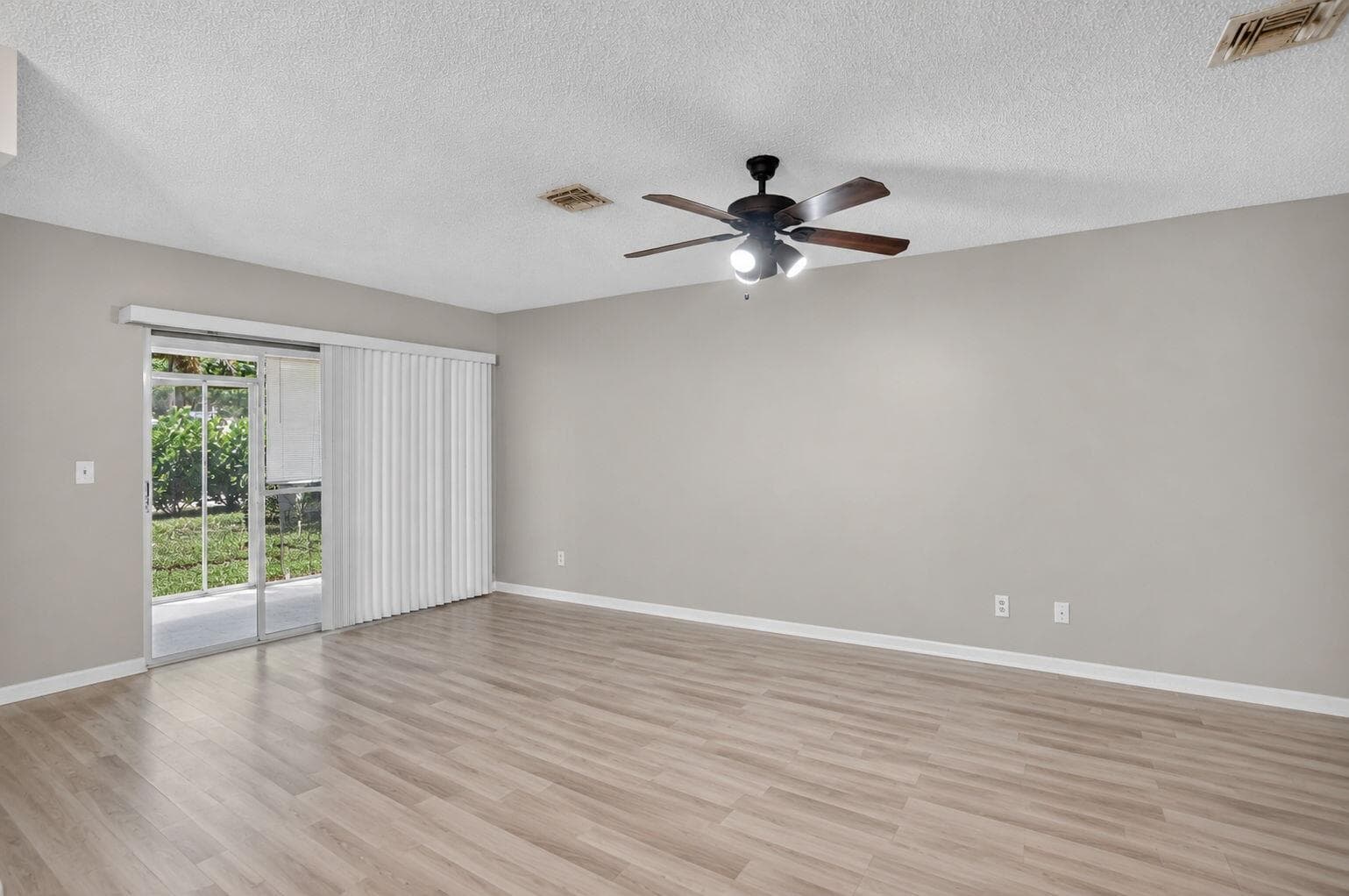 45-web-or-mls-5314 Sapphire Valley (19)
