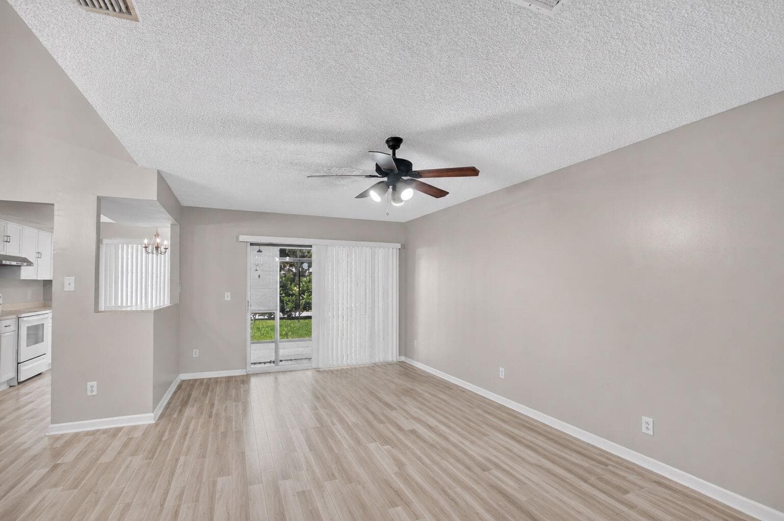 42-web-or-mls-5314 Sapphire Valley (20)
