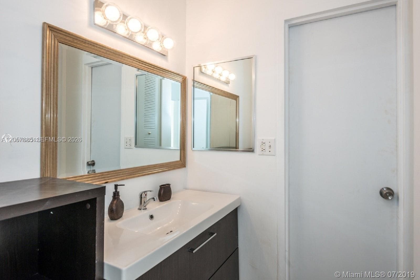 CARIBBEAN TOWERS CONDO · #2H in North Bay Village - Photo 27