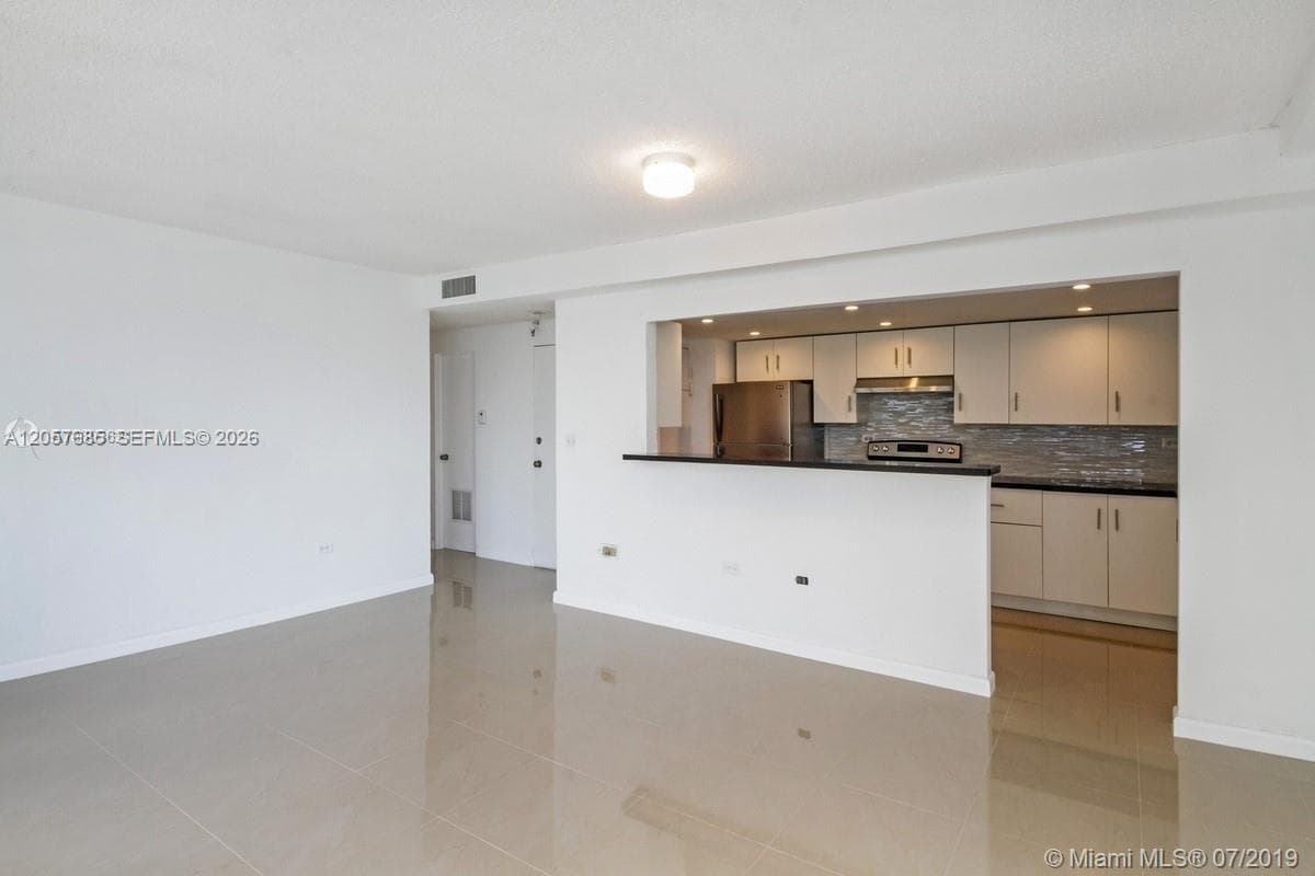 CARIBBEAN TOWERS CONDO · #2H in North Bay Village - Photo 6