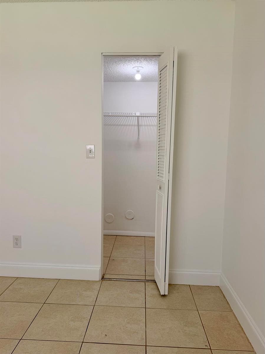 20.BR Closet