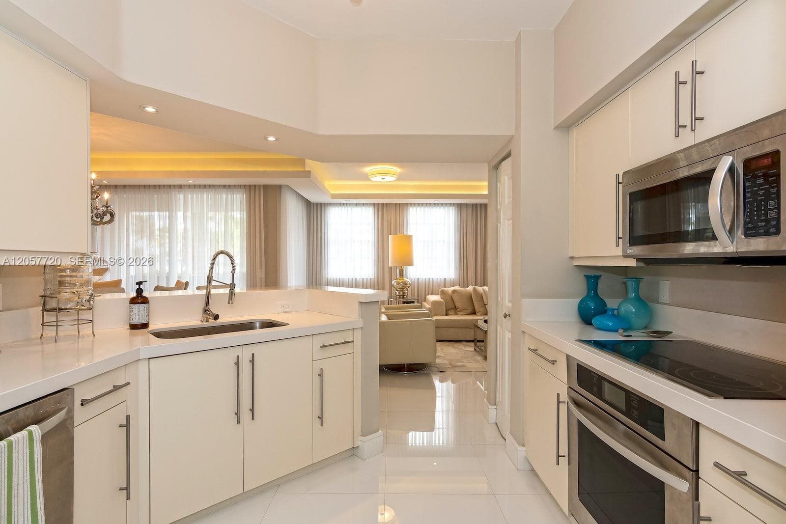 VILLAGE BY THE BAY CONDO · #3104 in Aventura - Photo 9
