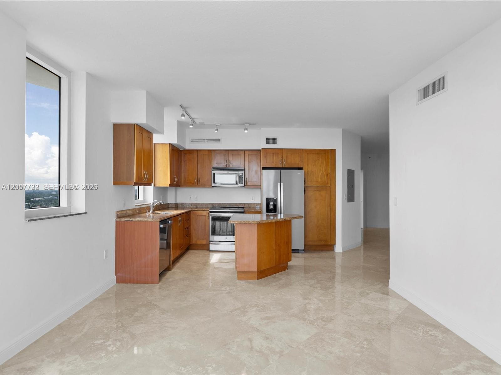 DUO CONDOMINIUM WEST · #2007W in Hallandale Beach - Photo 6