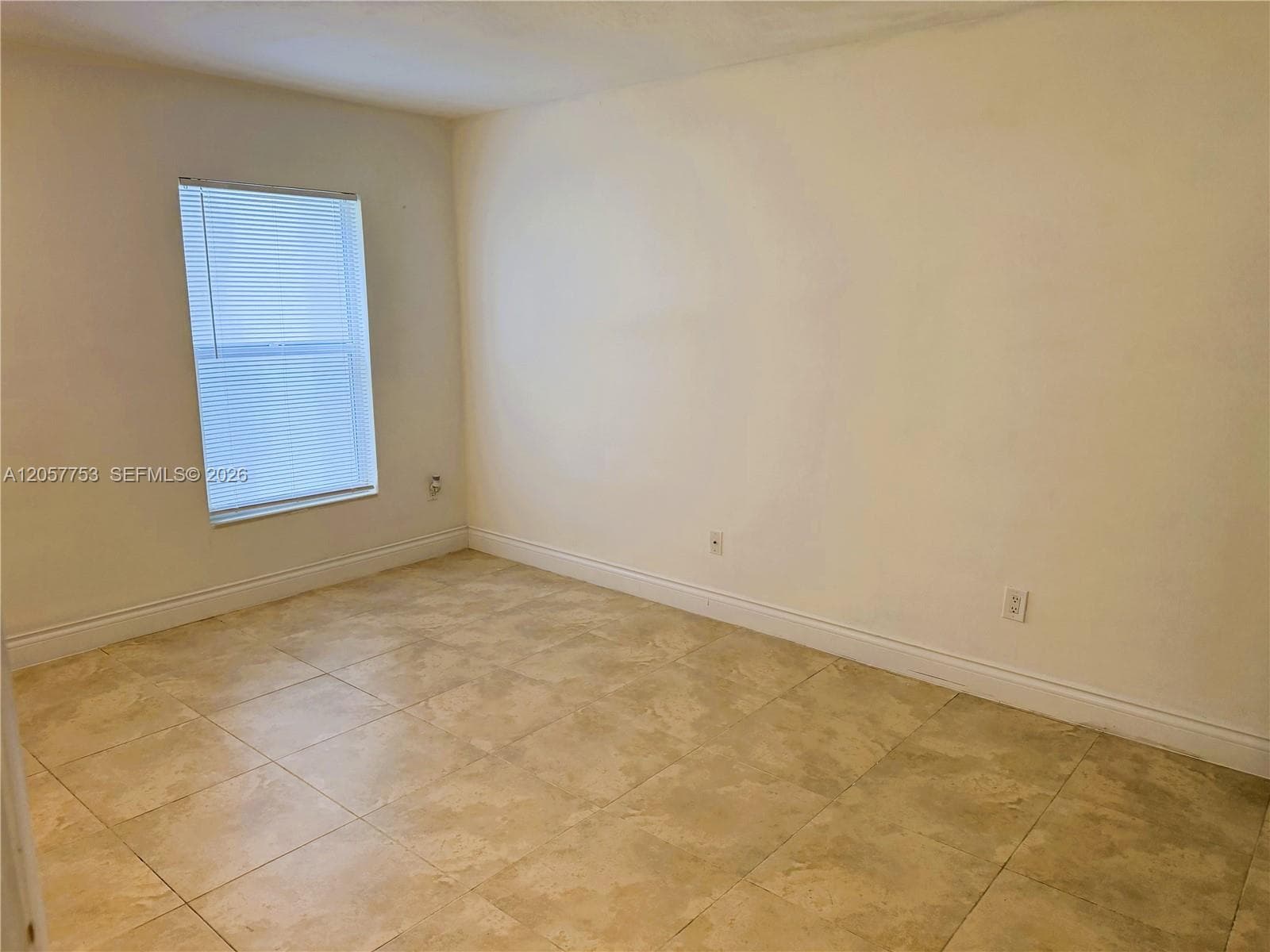DADELAND CAPRI CONDO · #A102 in Miami - Photo 11