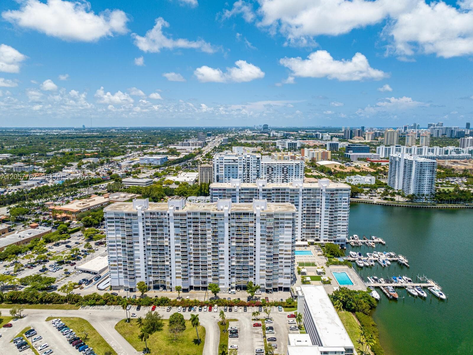 DEL PRADO MARINA · #603 in Aventura - Photo 31