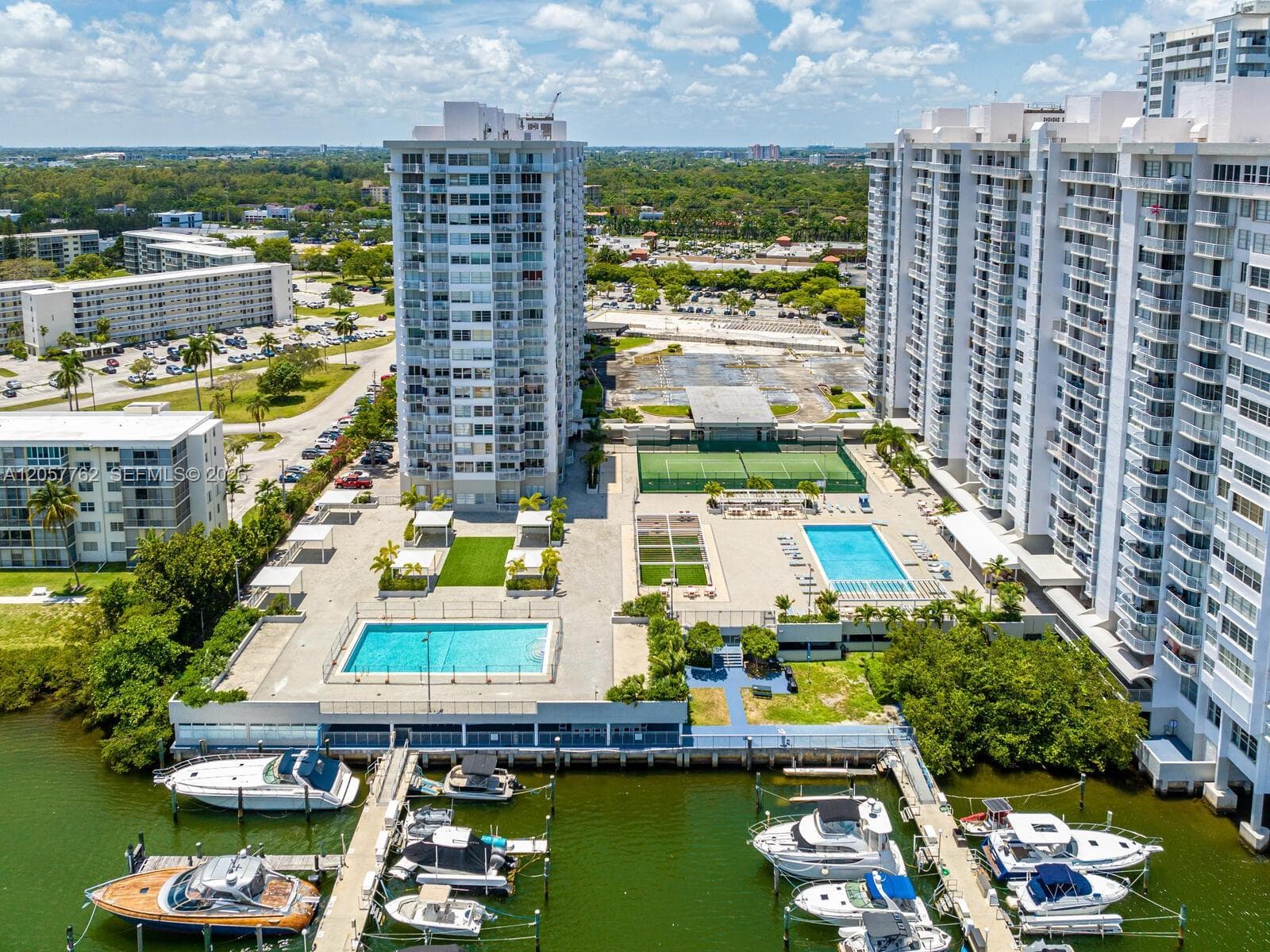 DEL PRADO MARINA · #603 in Aventura - Photo 29