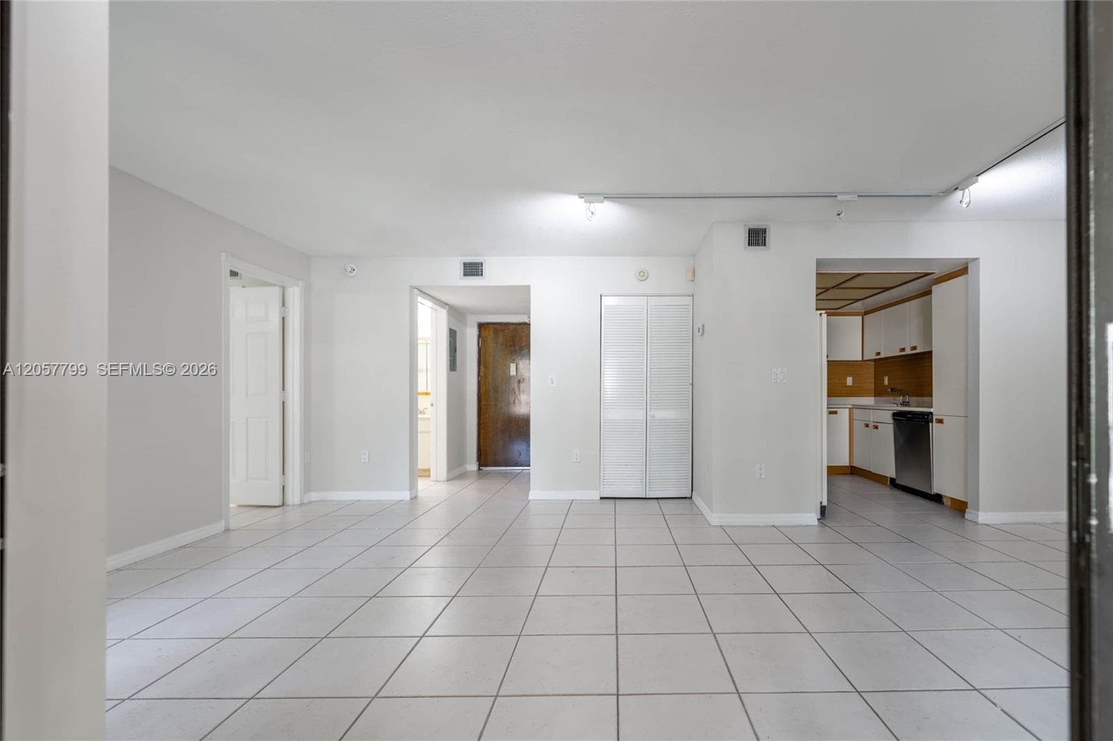 Kenland Pointe · #N207 in Miami - Photo 18