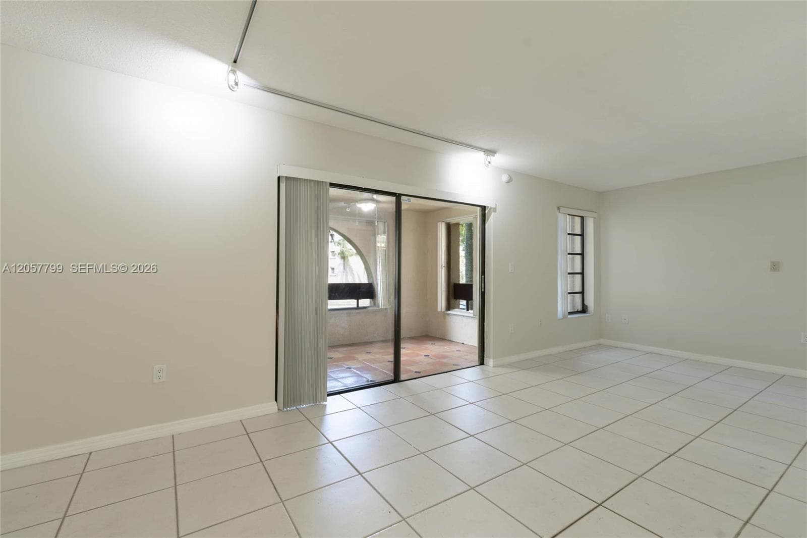 Kenland Pointe · #N207 in Miami - Photo 11