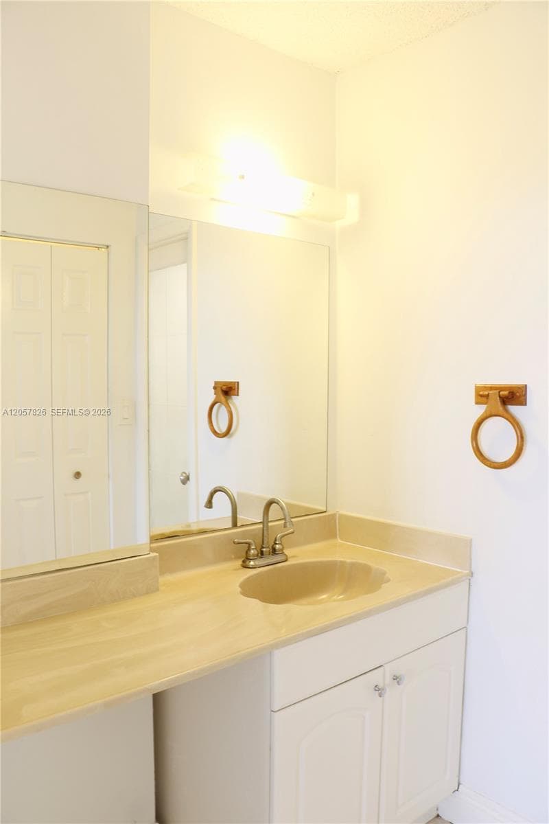 STANTON HOUSE CONDO · #4A in Miami Beach - Photo 4