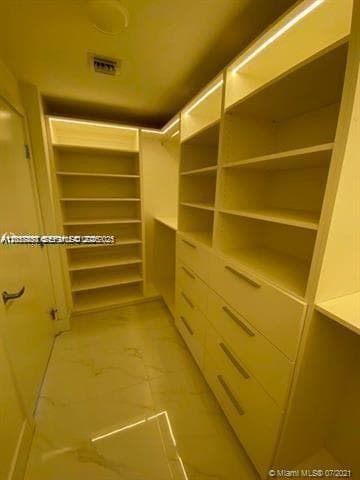 THE HARBOUR NORTH CONDO · #702 in North Miami Beach - Photo 27