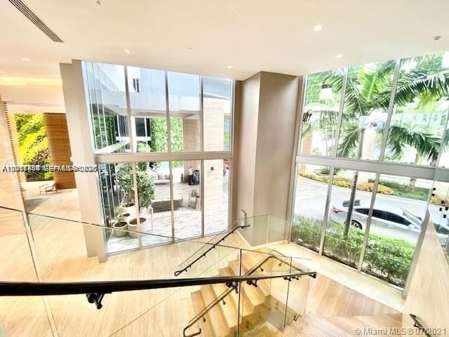 THE HARBOUR NORTH CONDO · #702 in North Miami Beach - Photo 34